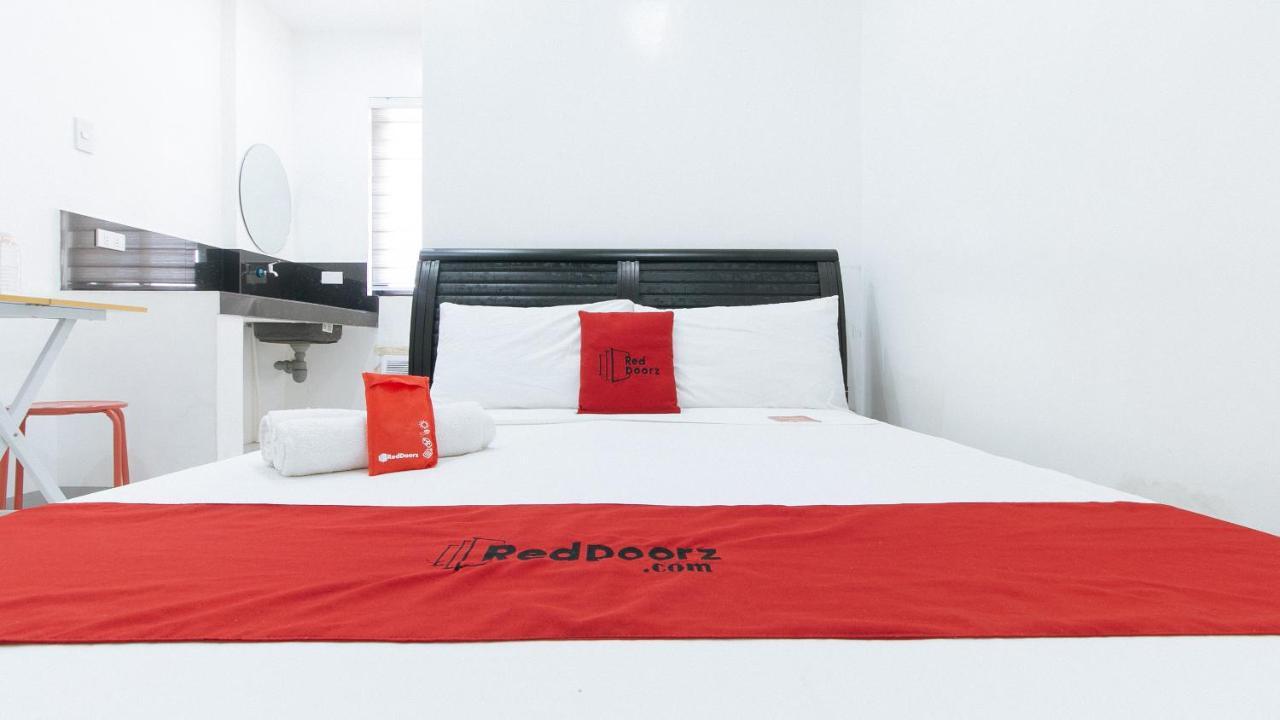Reddoorz Near Sm Bicutan Paranaque City Exterior foto